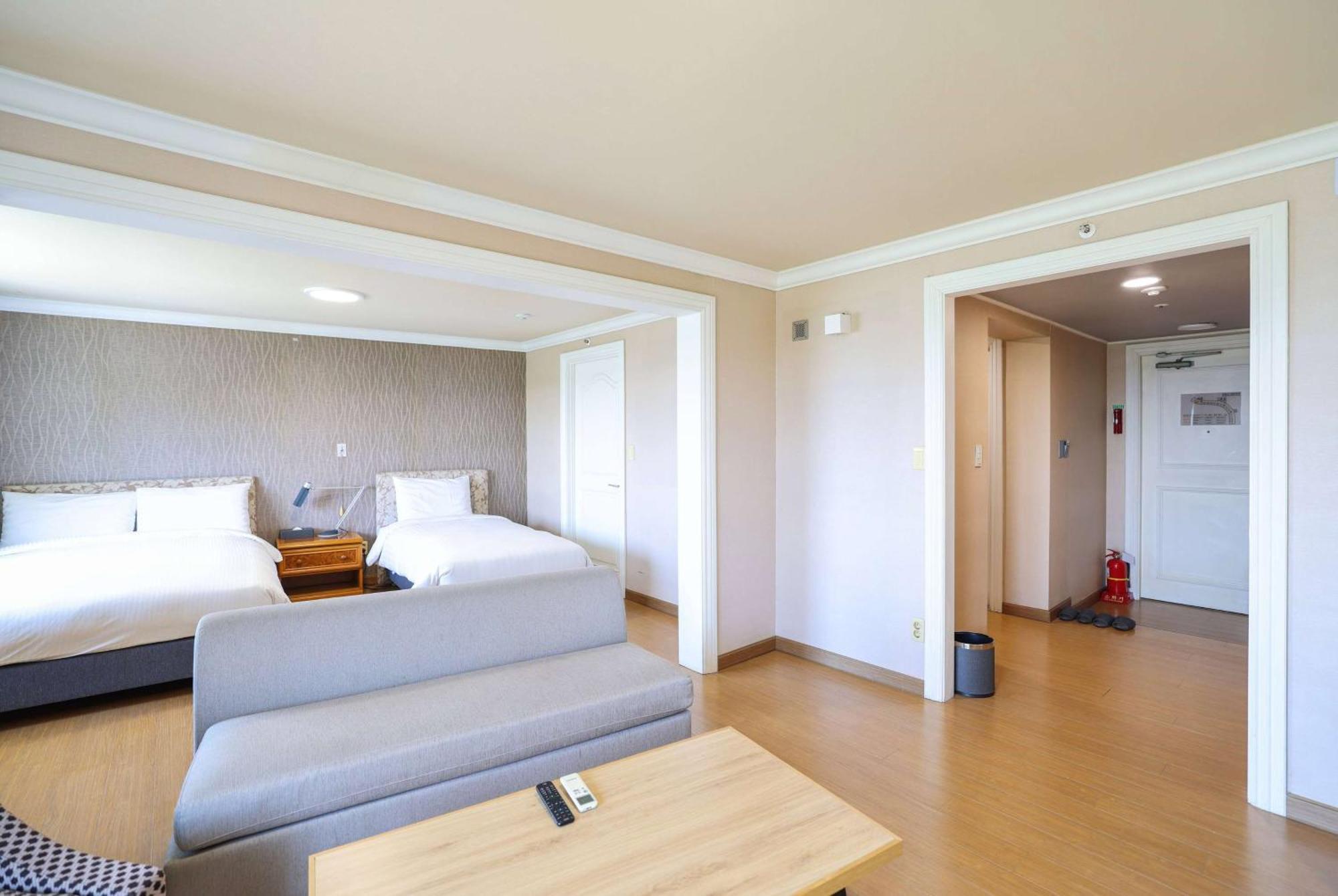 La Vie Dor Hotel And Resort, Trademark Collection By Wyndham Hwaseong Exterior foto